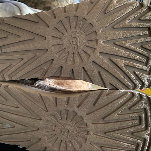 UGG Australia, Bailey Bow boots, authentic - Picture 4 of 4